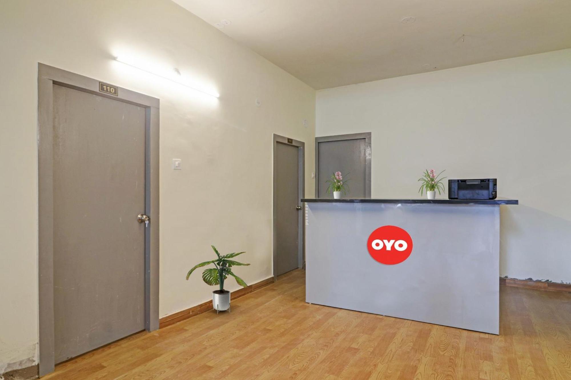 Hotel O Lavish Stay Haydarabad Dış mekan fotoğraf